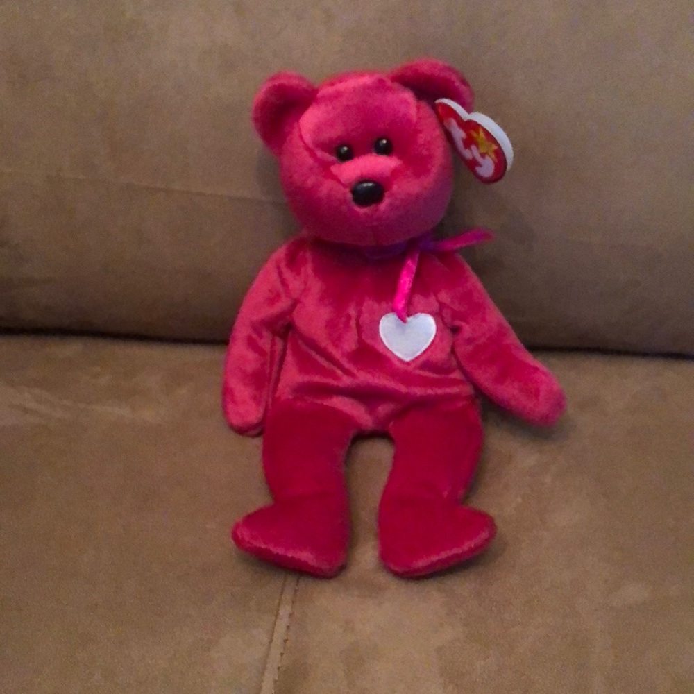 NWT 1999 VALENTINA BEAR retired by Ty Beanie Babies